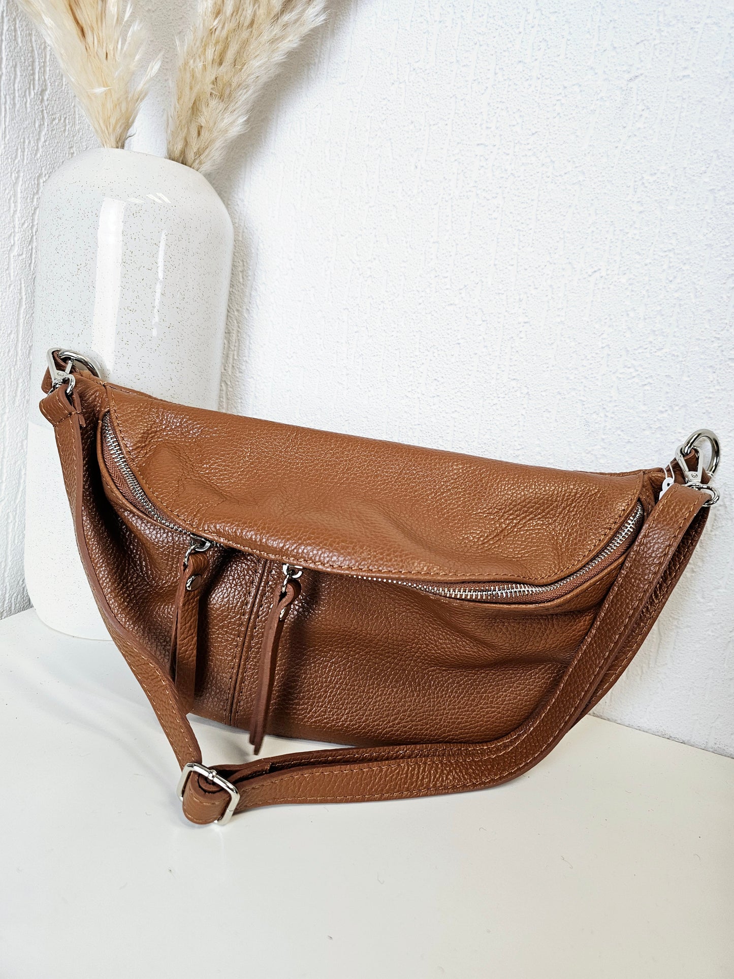 Bauchtasche Echtleder mit zwei Reißverschlüssen in verschiedenen Farben