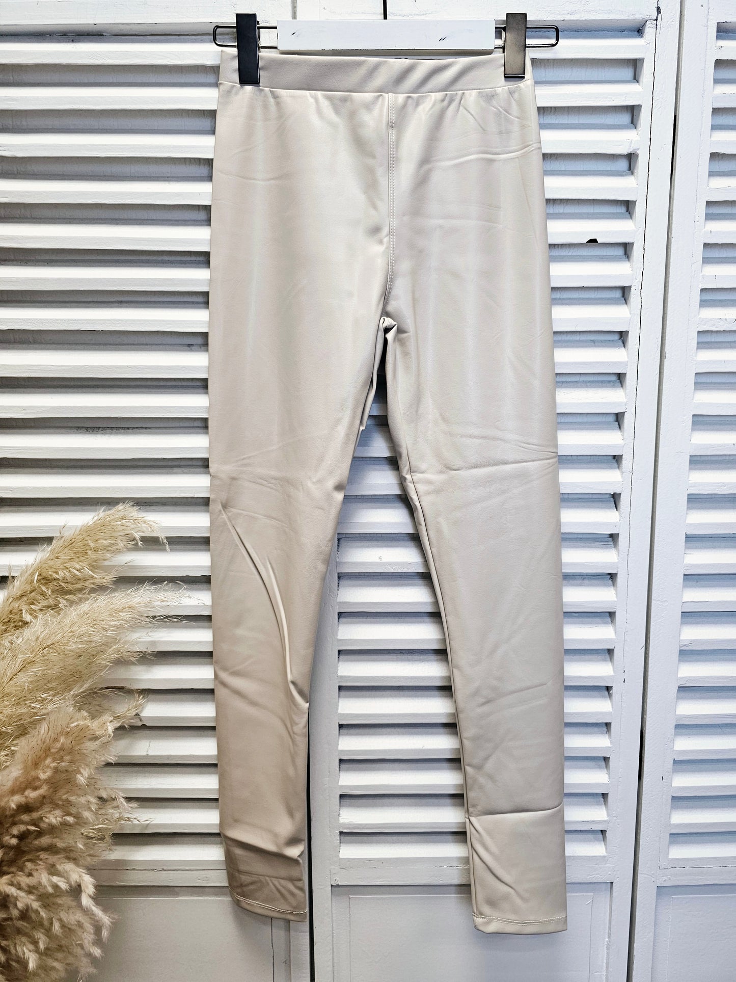 Zac&Zoe Leggings in Lederoptik mit Stretchbund in drei Farben
