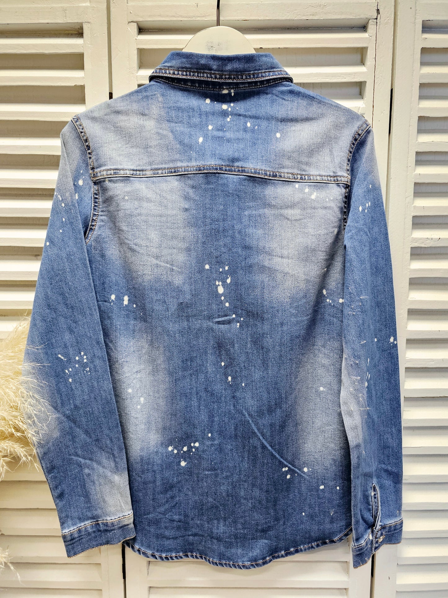 Jeansbluse Kelly mit Farbspritzerdetails