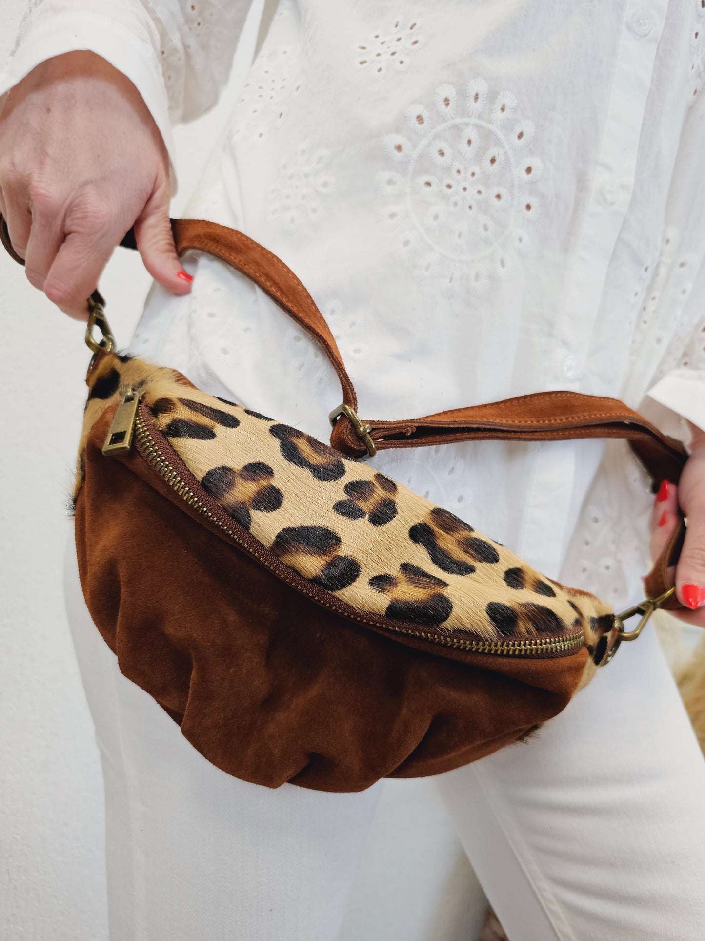 Wildleder Tasche Leo, Bauchtasche