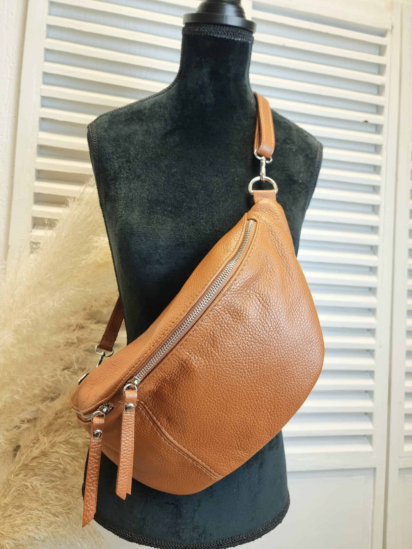 Crossbody-Bag Leder mit 2 Reißverschlüssen in vielen Farben
