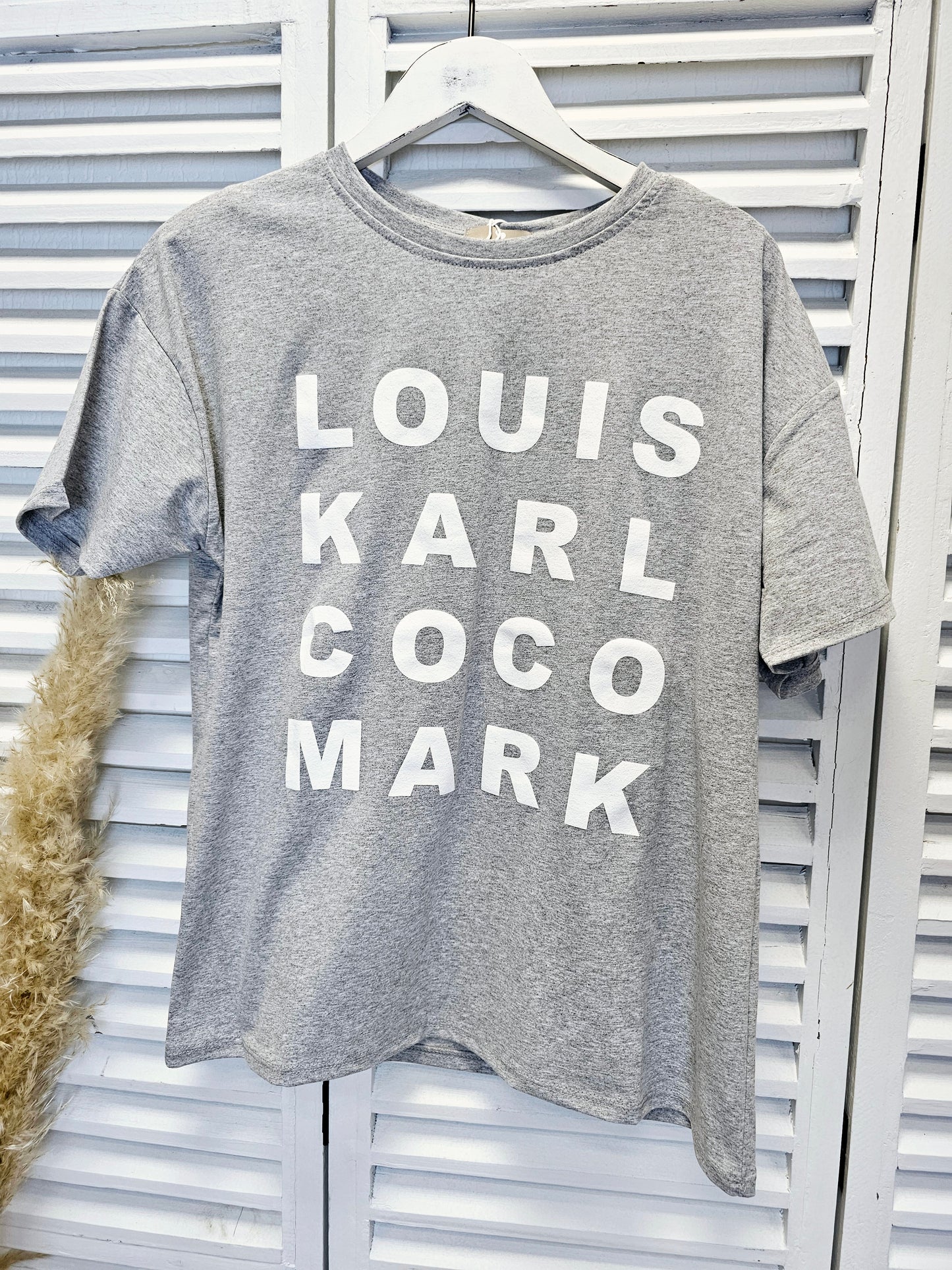T-Shirt Karl in verschiedenen Farben Größe 2
