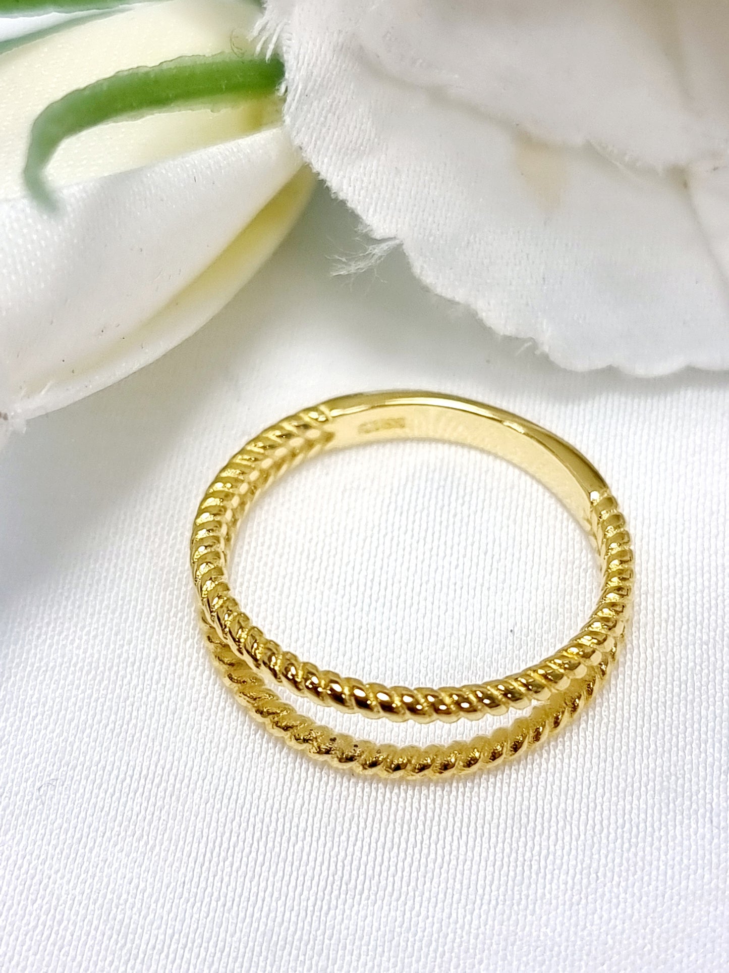 Zarter Ring 18 Karat vergoldet