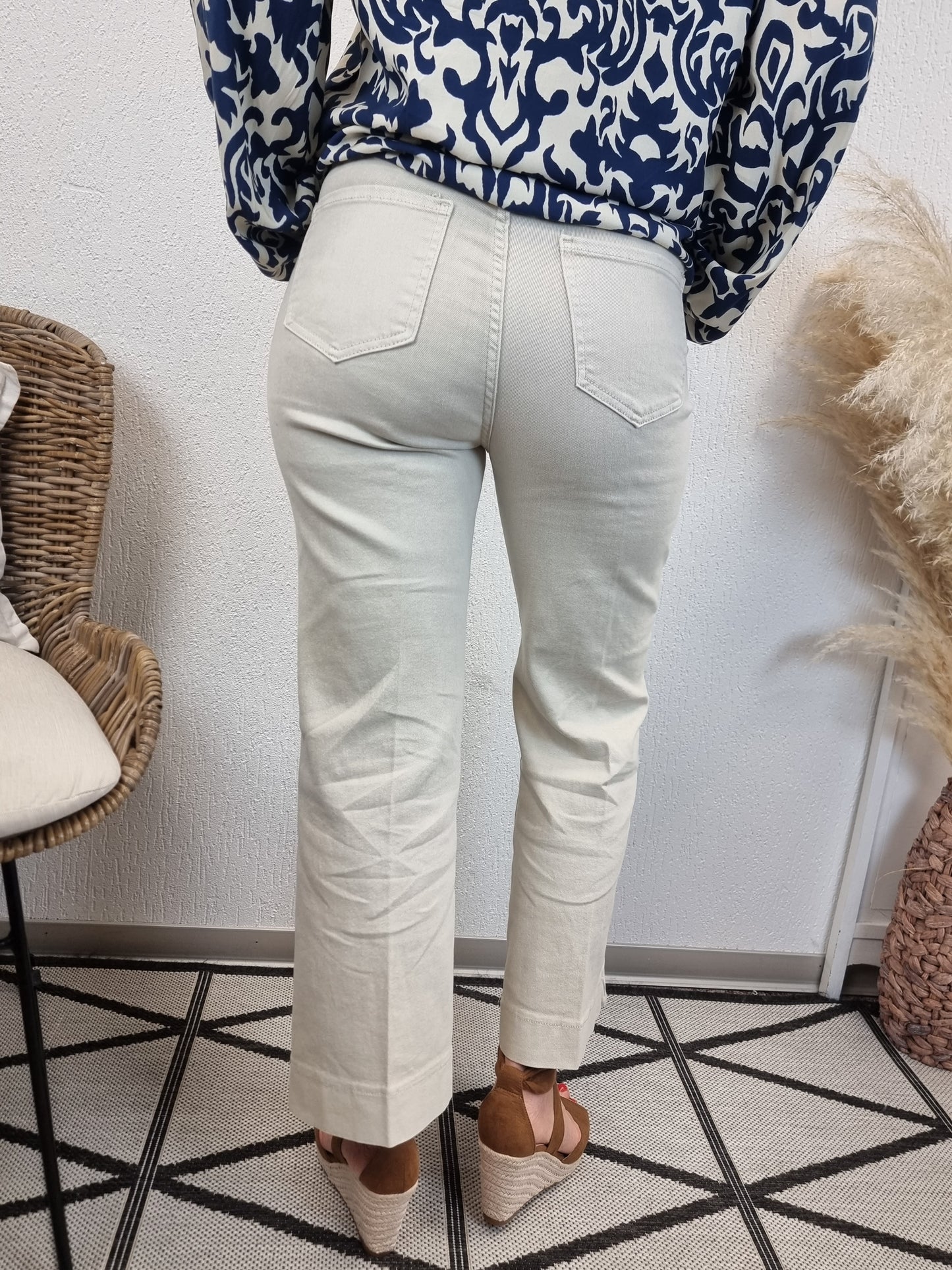 Beige Jeans mit weitem Bein von Zac&Zoe