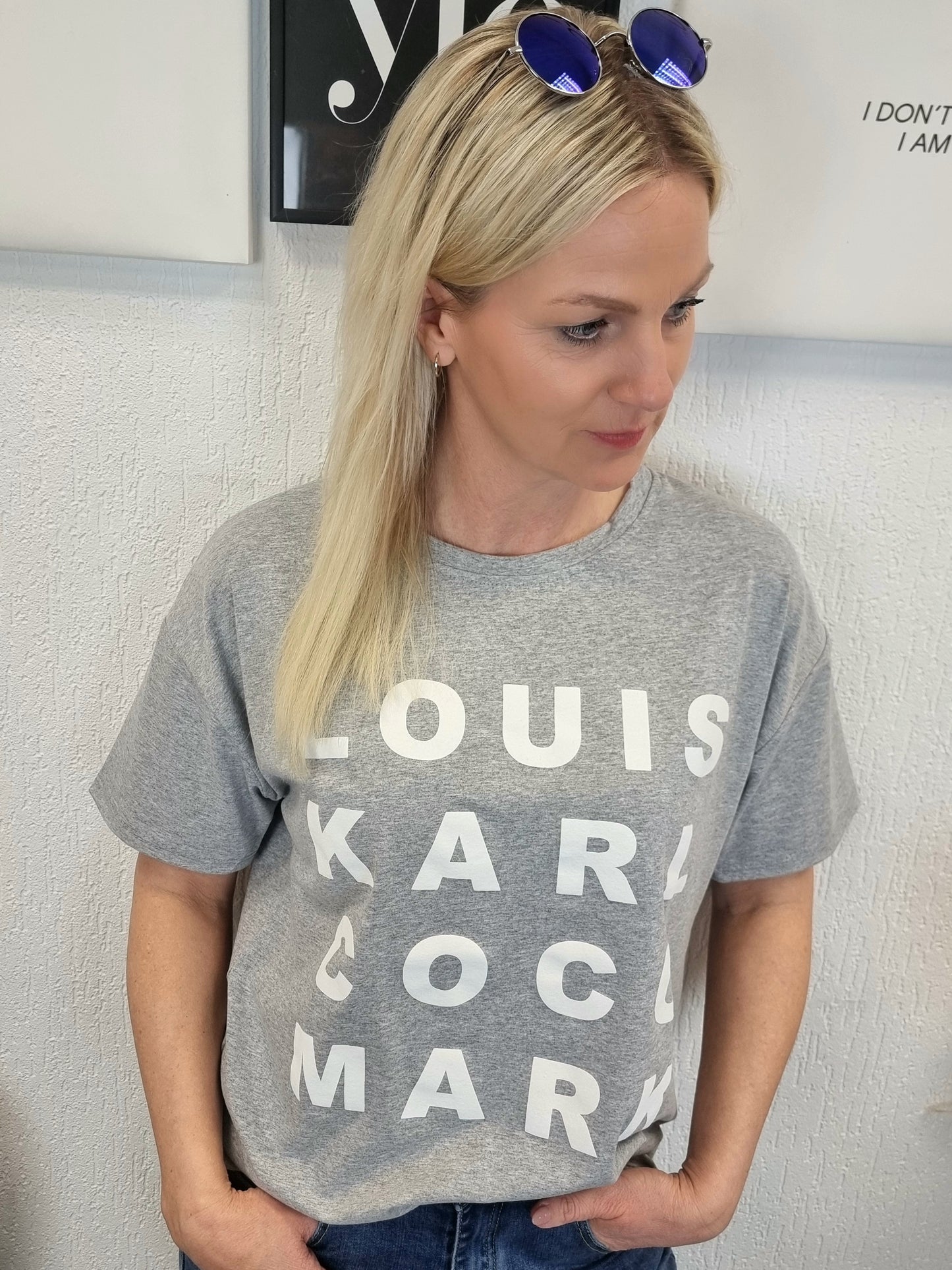 T-Shirt Karl in verschiedenen Farben Größe 2