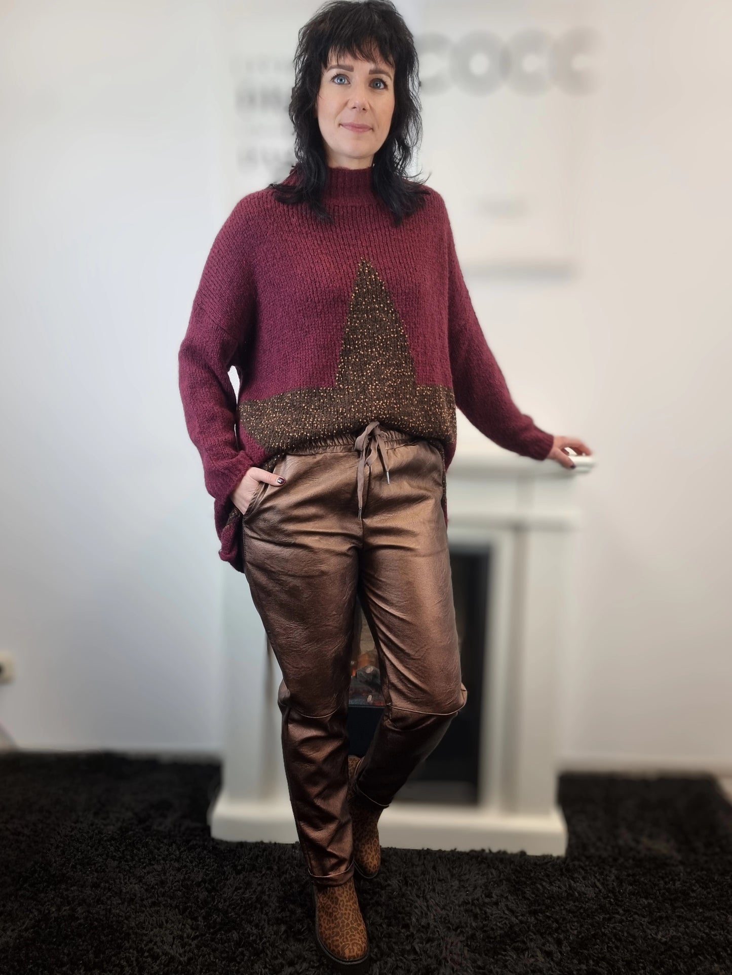 Jogpants in Lederoptik mit Stretchbund in Bronze