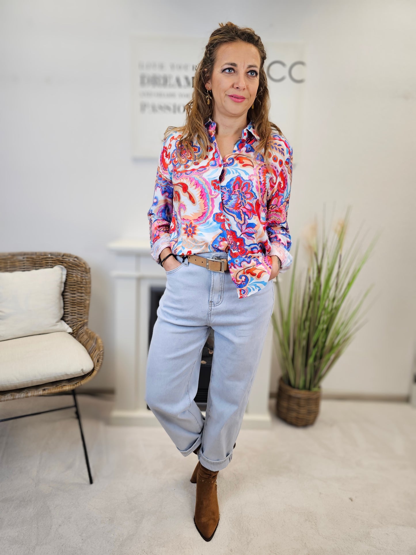 Helle Jeans Boyfriend-Schnitt High-Waisted mit Streifen DY907