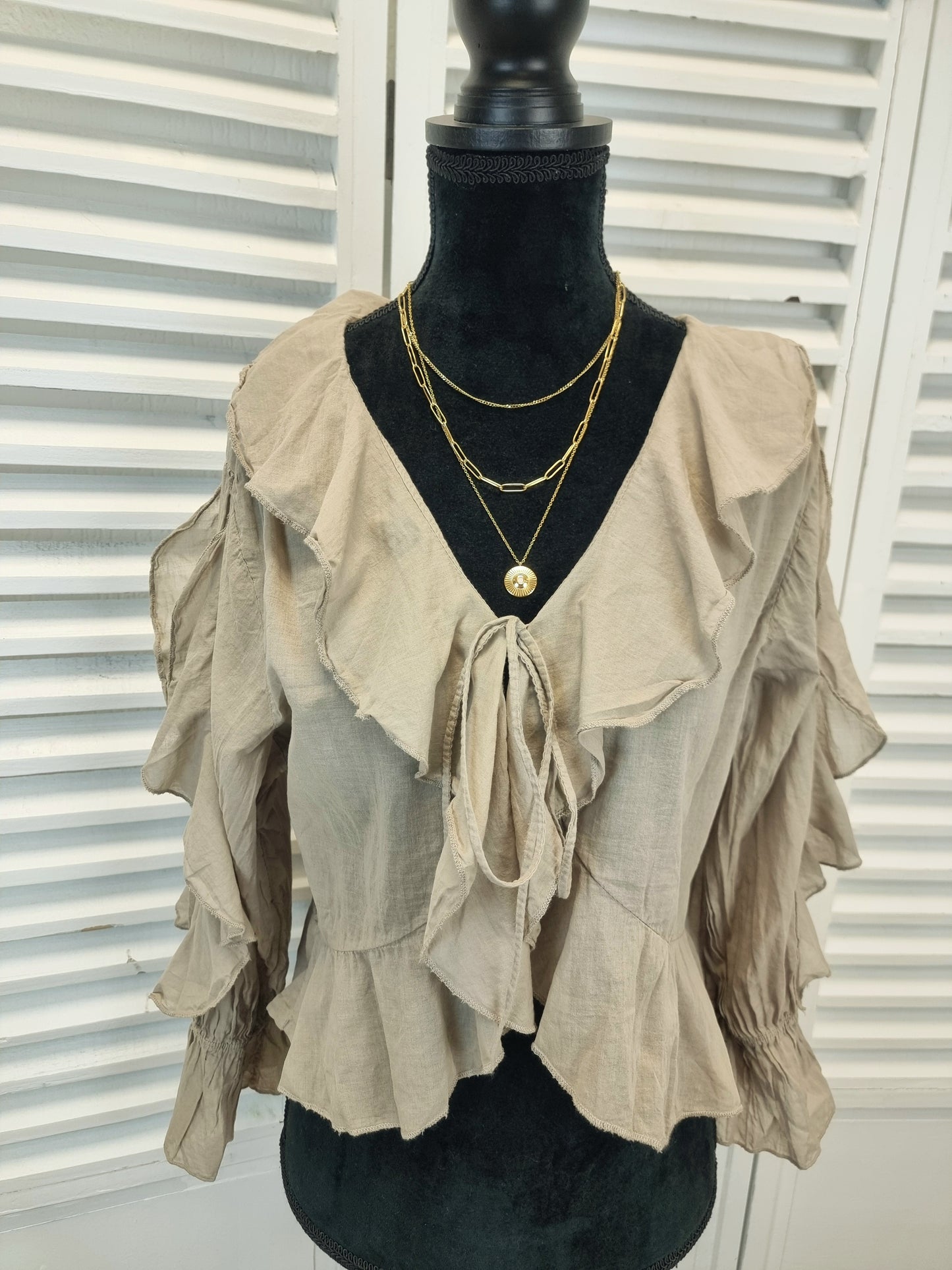 Romantische kurze Baumwollbluse mit Volant in 3 verschiedenen Farben Onesize, Boho, Hippi
