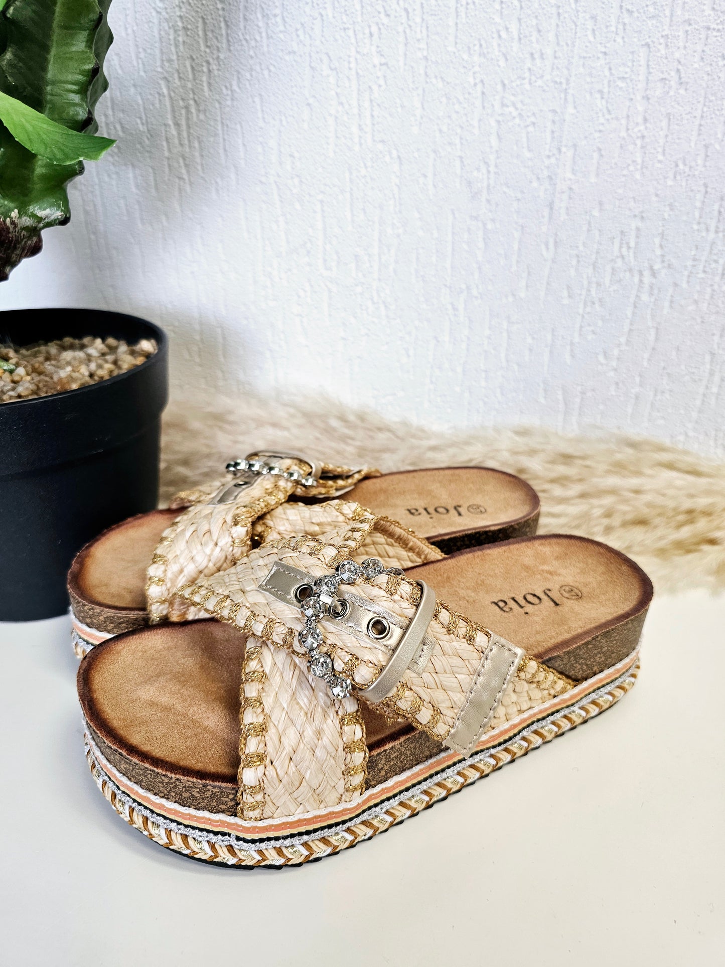 Boho Korb Sandalen Pantolette mit Plateau-Absatz in Beige