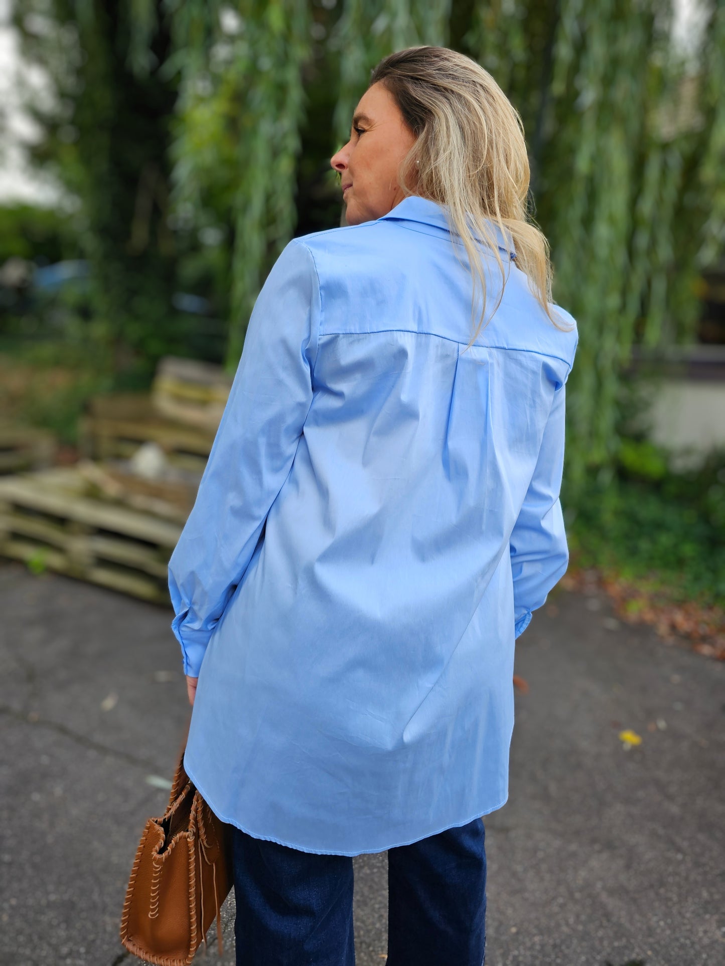 Bluse Catalano A-Linie in Weiß und Hellblau mit Knöpfen, strech