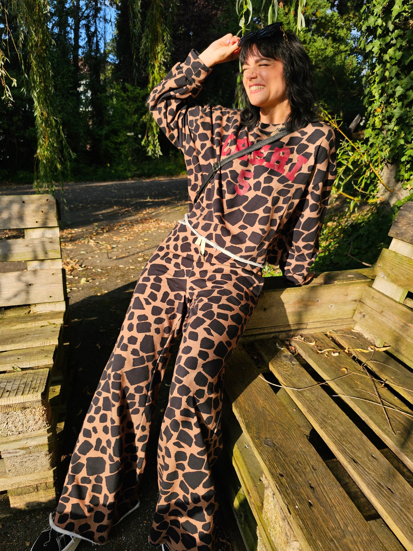 Sweathose Animalprint mit weitem Bein