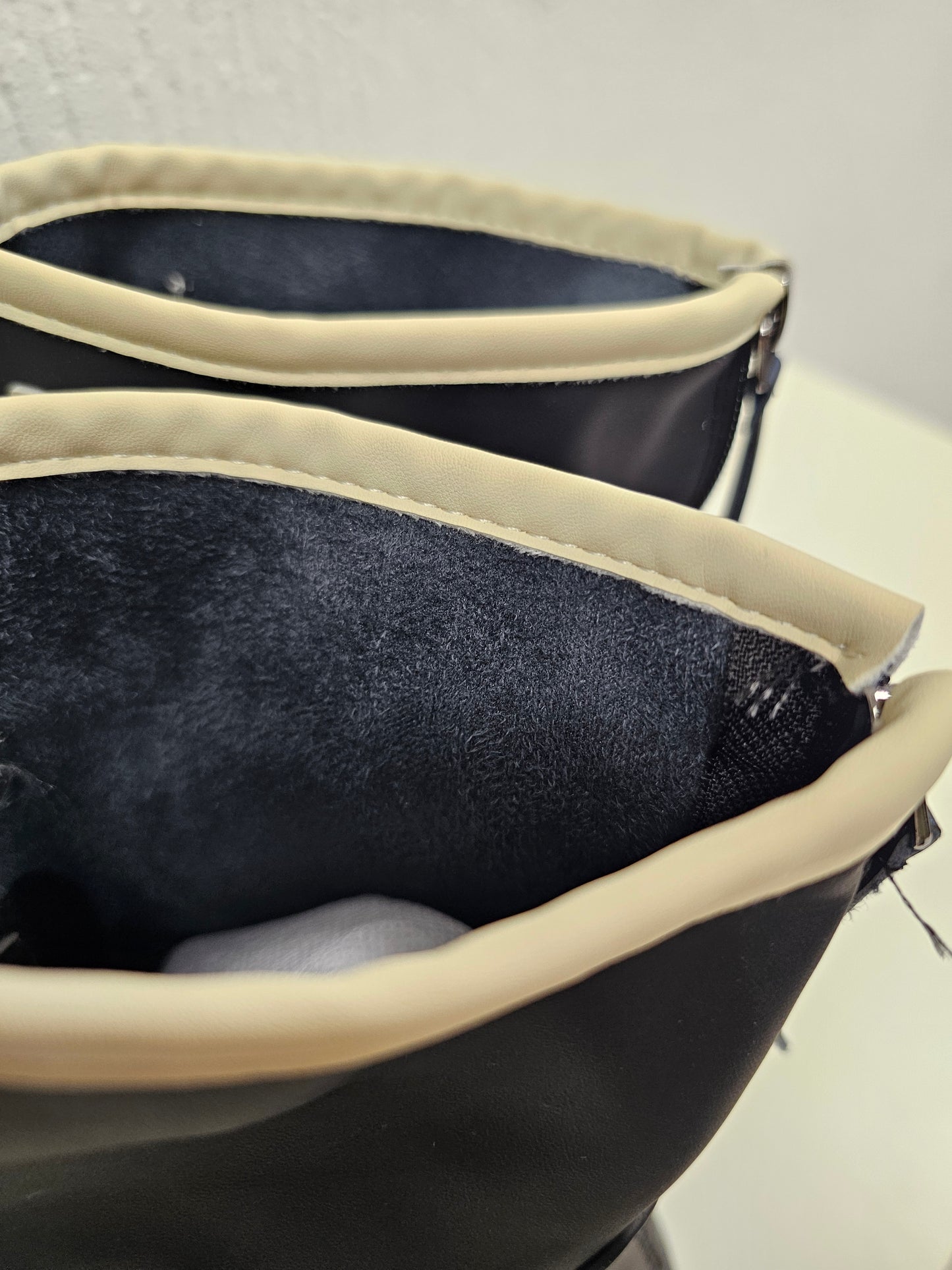 Chelsea Boots / Stiefel MIU in Schwarz Echtleder