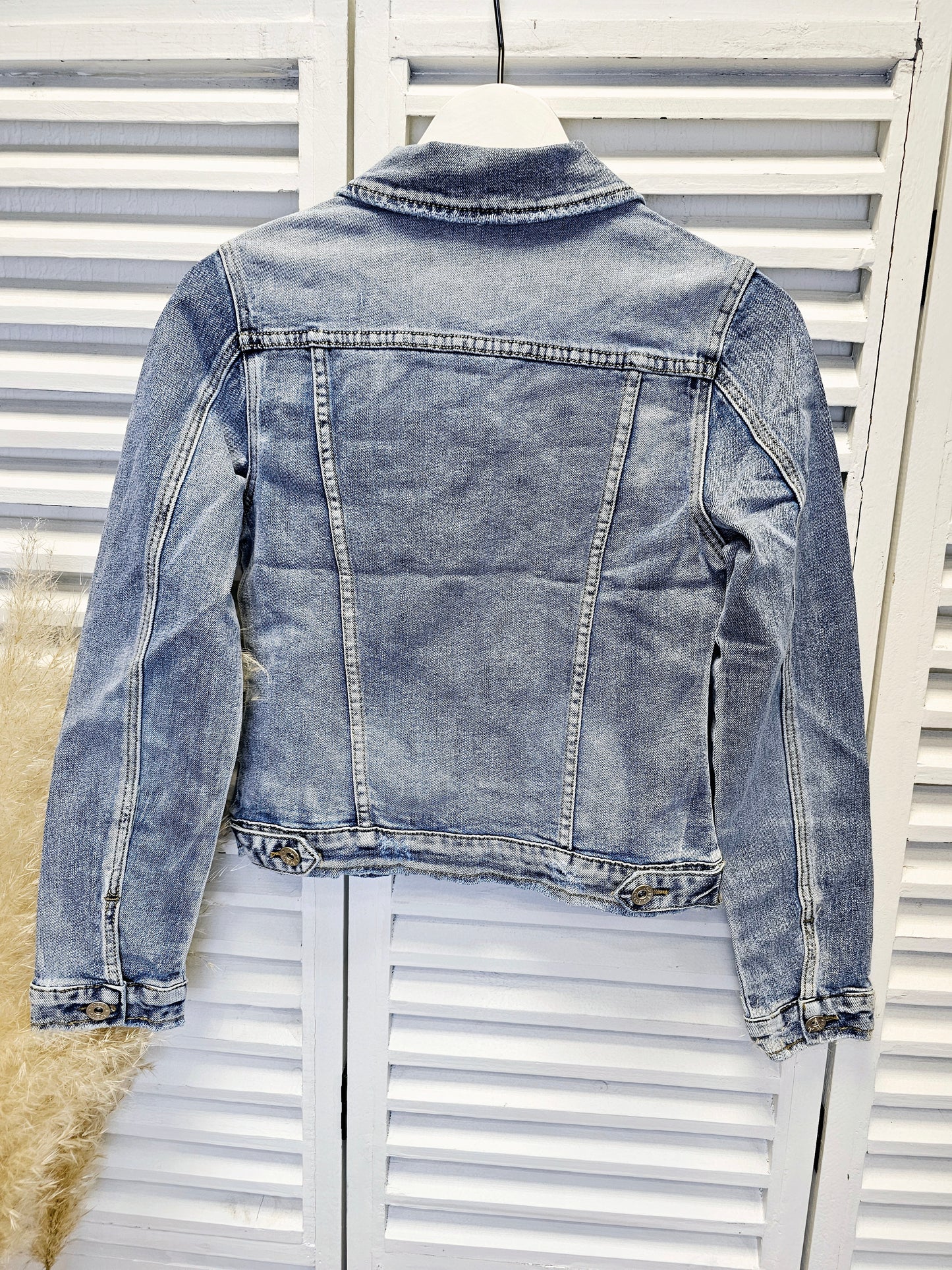 Kurze Jeansjacke mit Glitzersteinchen Kathy Jeans nur noch XS vorrätig
