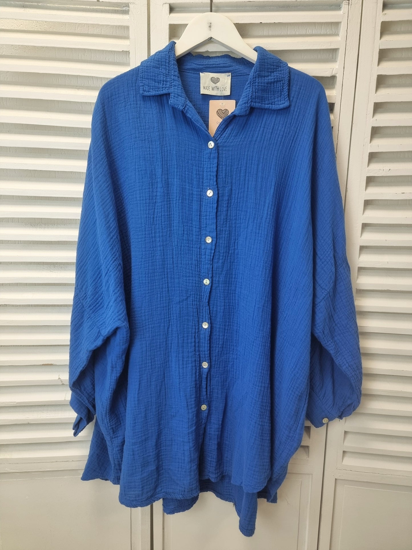 Oversize Musselin-Hemdbluse in verschiedenen Farben