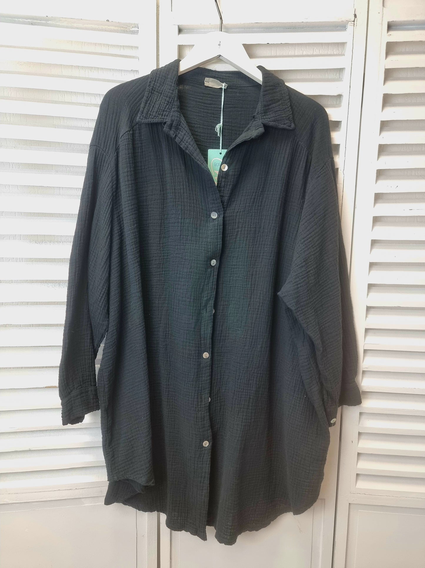 Oversize Musselin-Hemdbluse in verschiedenen Farben