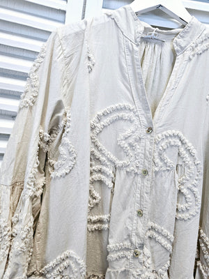 Tunika-Blusen Kleid in Beige mit Rüschen Stickereien