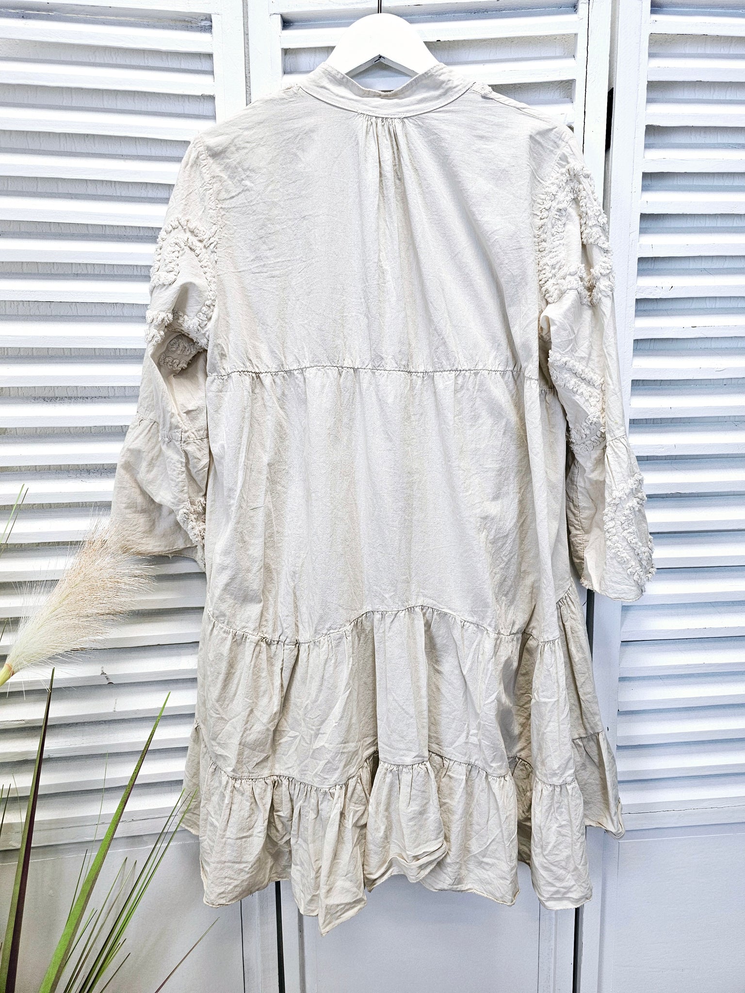 Tunika-Blusen Kleid in Beige mit Rüschen Stickereien