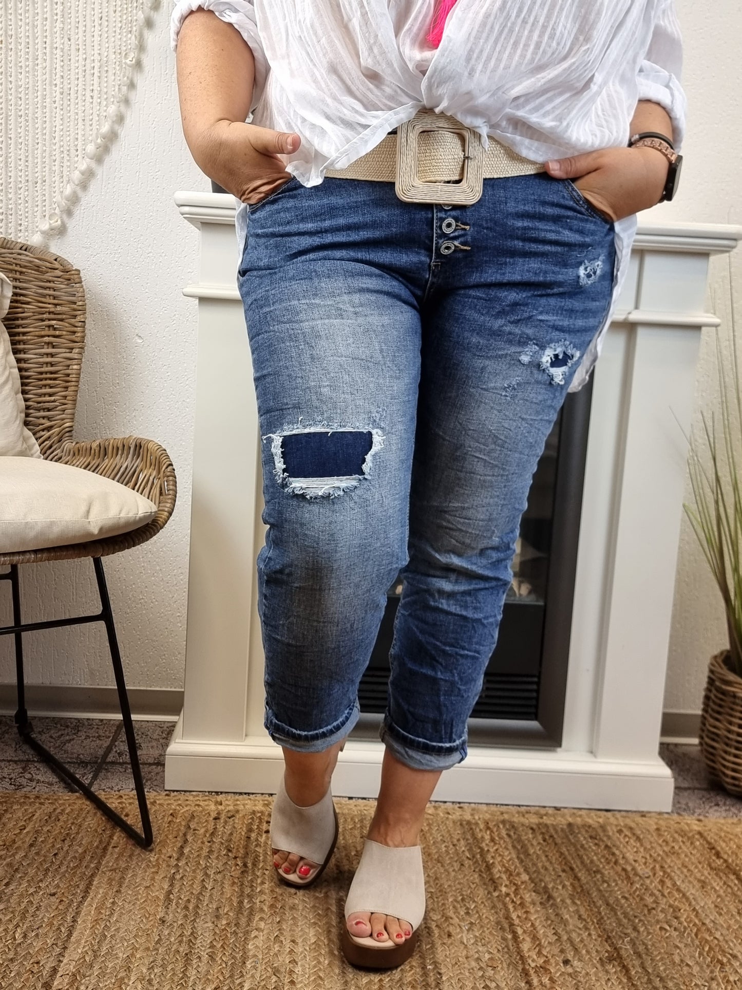 Dunkle Jeans Destroyed Look Sexy Woman H1119