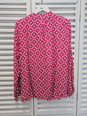 Langärmlige Bluse mit Blumen von Zwillingsherz in verschiedenen Farben