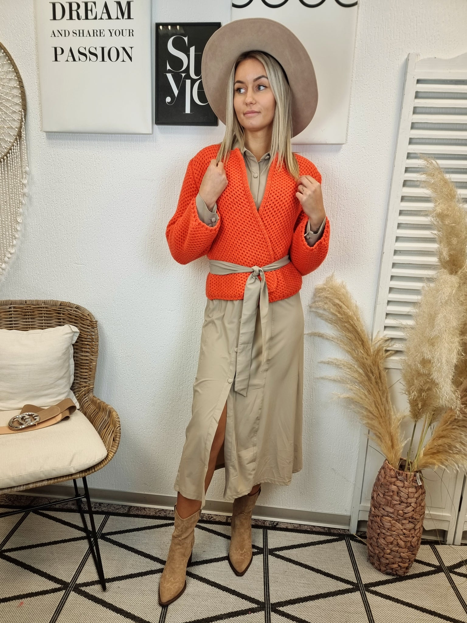 Kleid im Hemdblusenstil in 2 verschiedenen Farben