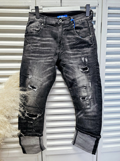 Lässige Jeans Schwarz im Destroyed Look Patches H8247