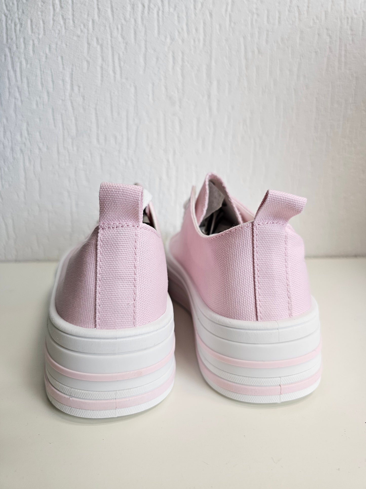Sneaker in Rosa Canvas Stoff-Turnschuhe