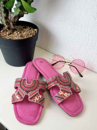 Pantolette Pink mit Strass und Perlen BOHO / Hippie