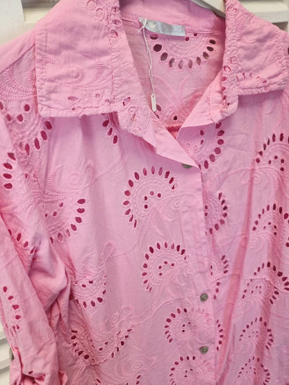 Blusenjacke/ Blusenkleid mit Lochmuster in Pink und Weiß