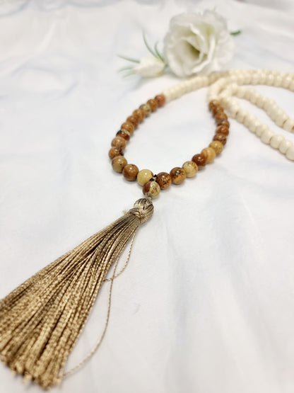 Boho-Kette Halbedelsteine und Holzperlen mit Quaste