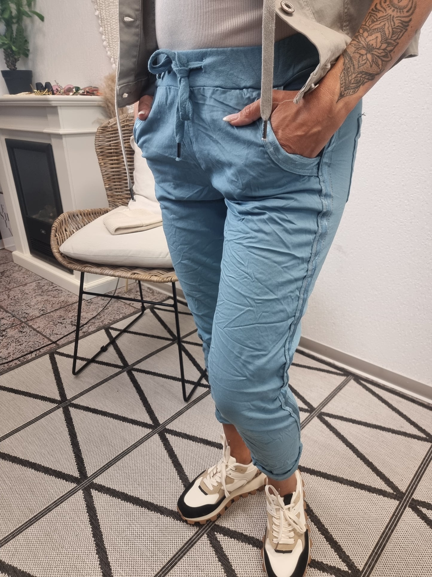 Jogpants be inn mit Streifenband Satin in verschiedenen Farben