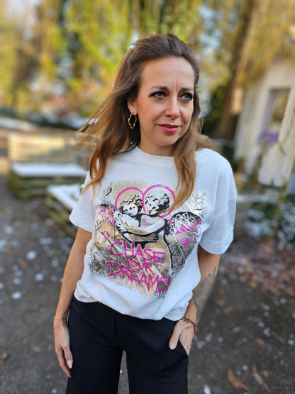 Kurzarm T-Shirt Engel weiss mit Schriftzug CHASE YOUR Dreams