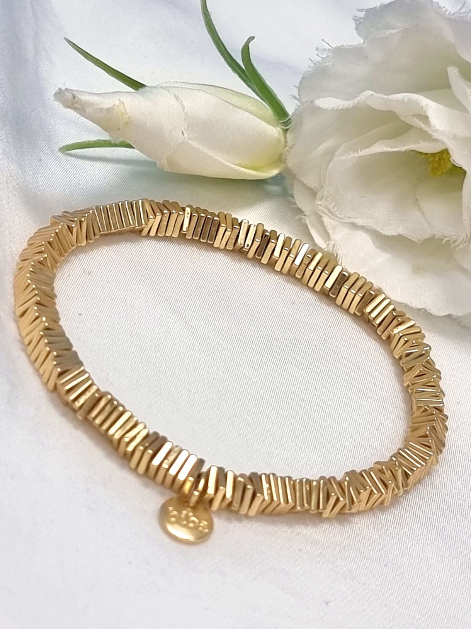 Armband Biba - Gold matt mit kleinen rechteckigen Plättchen