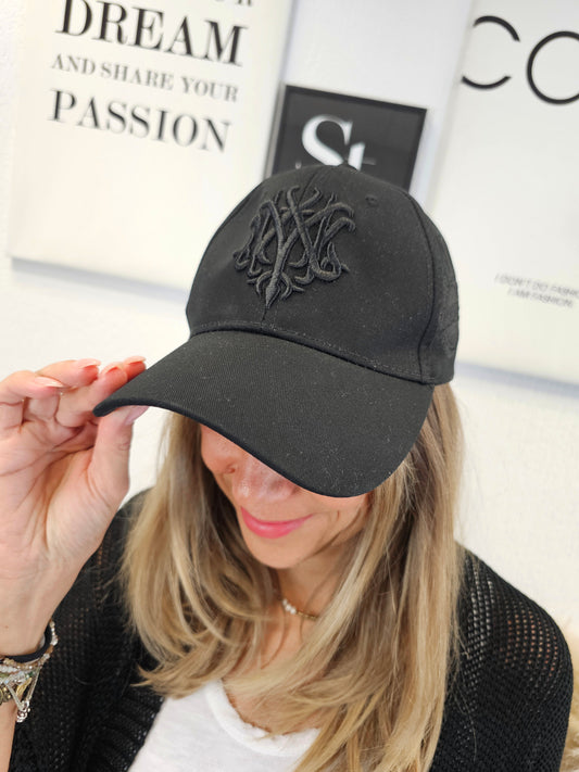 Basic Kappe Schildmütze in Schwarz mit Aufdruck
