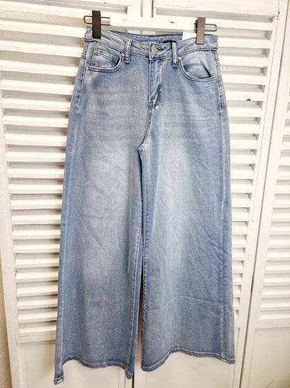Jeans mit weitem Bein NAIIF