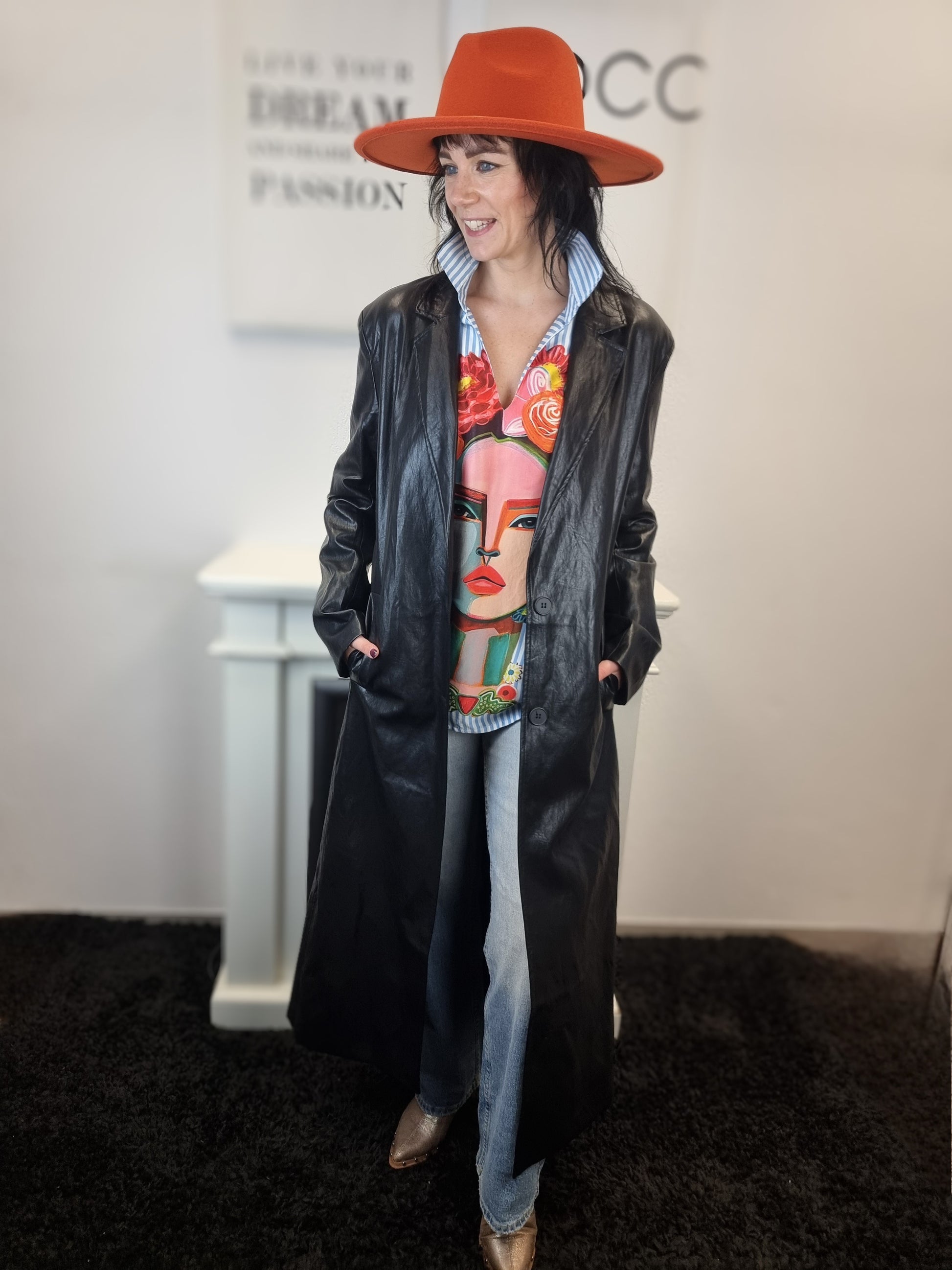 Ledermantel Vintage Look Veganes Leder in Schwarz