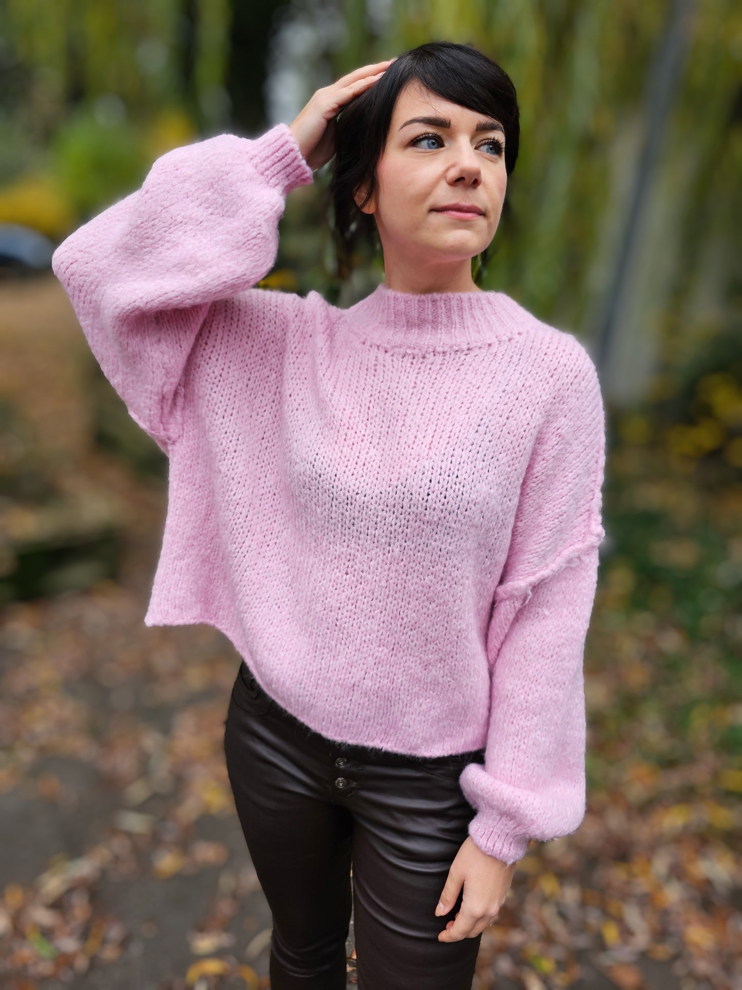 Strickpullover mit Stehkragen Kurz in Rosa Wolle