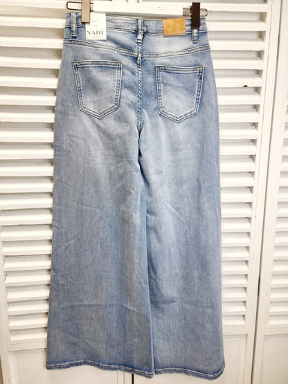 Jeans mit weitem Bein NAIIF