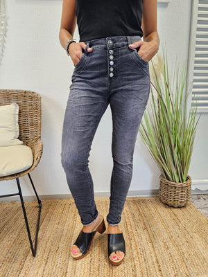 Schwarze Jeans Jewelly JW22252 mit Schmuck-Knopfleiste