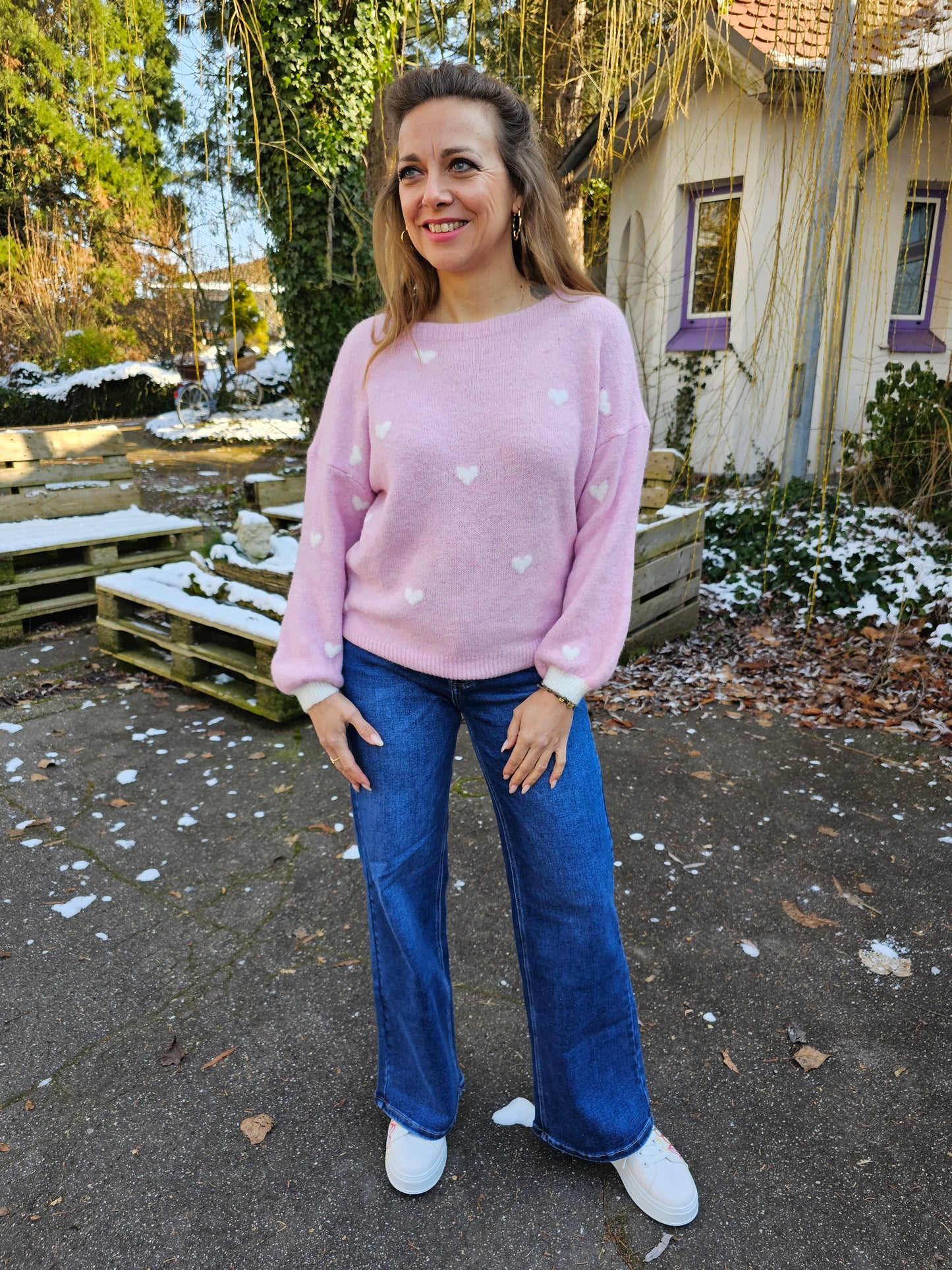 Strickpullover mit Herzen in Rosa-Weiß