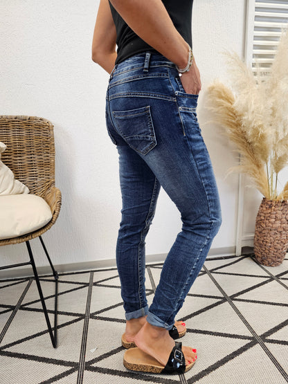 Low Rise Jeans mit asymmetrischem Bund und Nähten Mozaar F012B