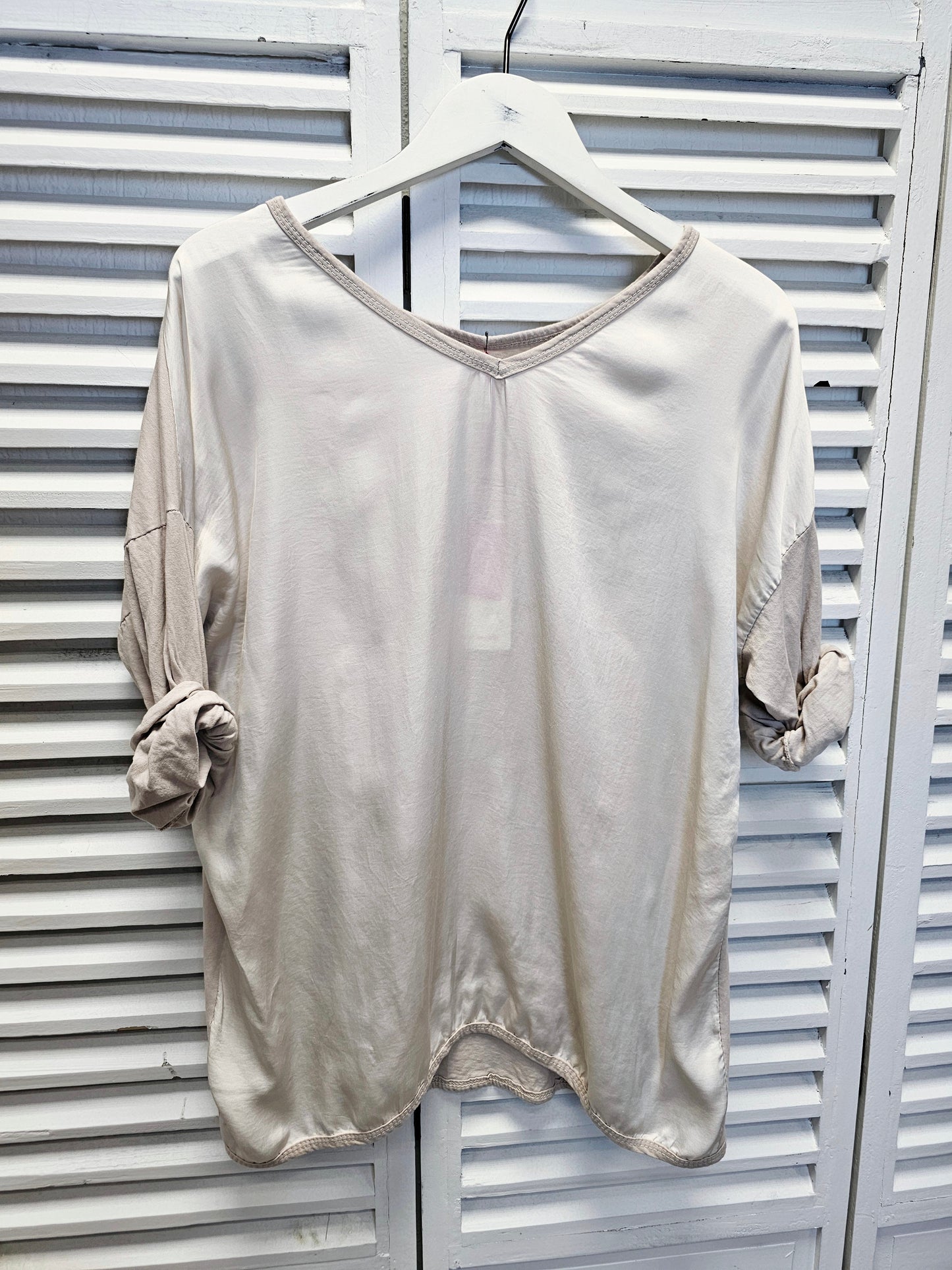 Satin-Blusenshirt in verschiedenen Farben