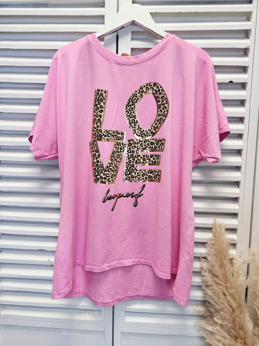 T-Shirt mit LOVE Leoprint in verschiedenen Farben