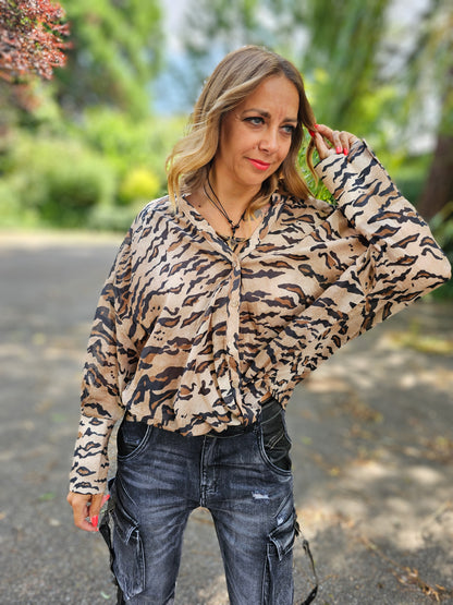 Leichte Bluse mit Tigermuster