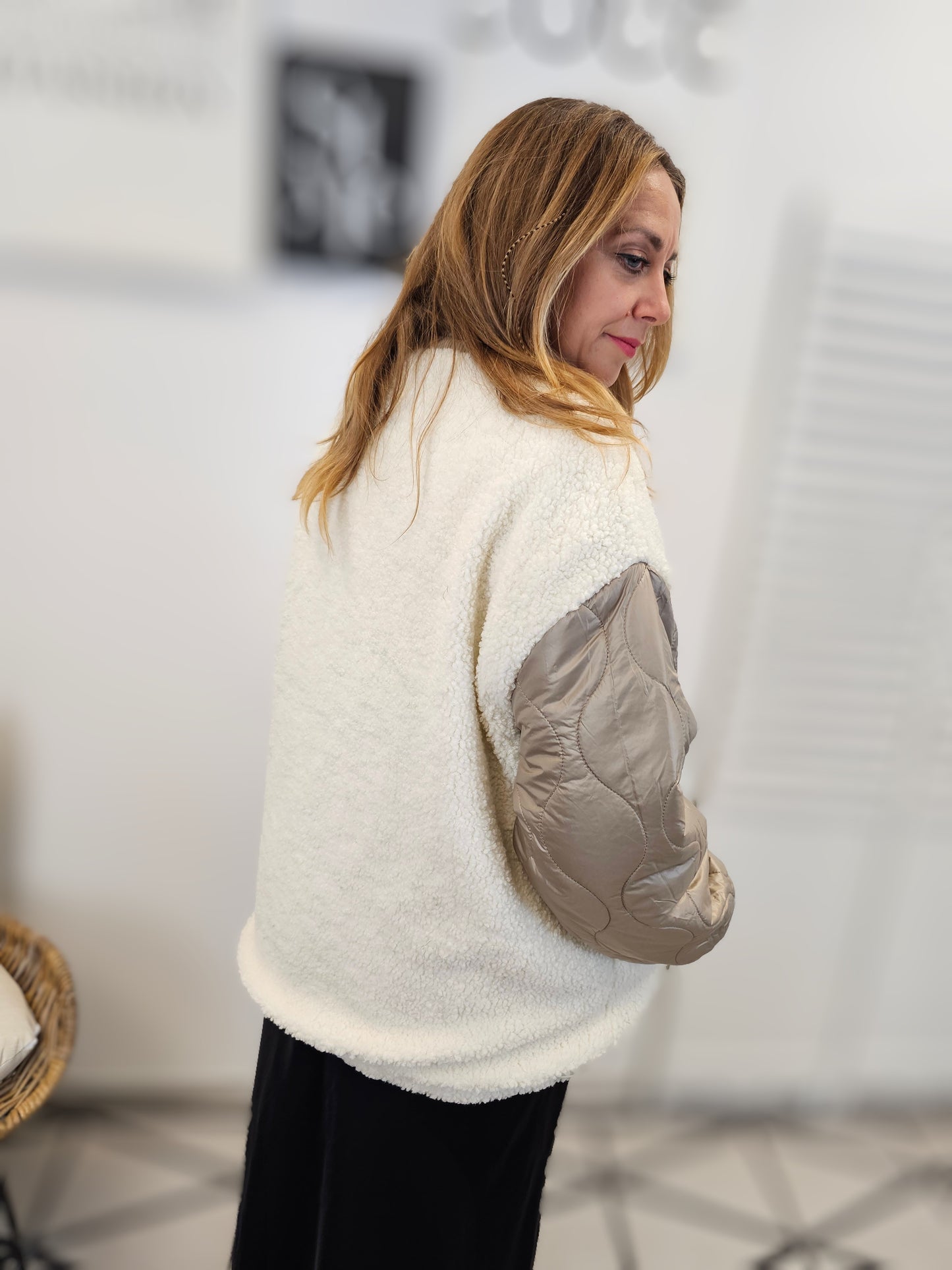 Teddyjacke Wendejacke in Creme-Beige