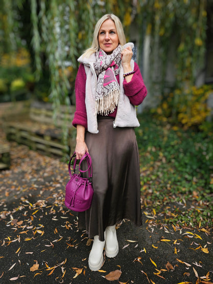 Handtasche / Umhängetasche in Burgundy "The Bucket"