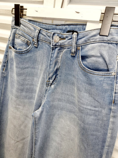 Jeans mit weitem Bein NAIIF
