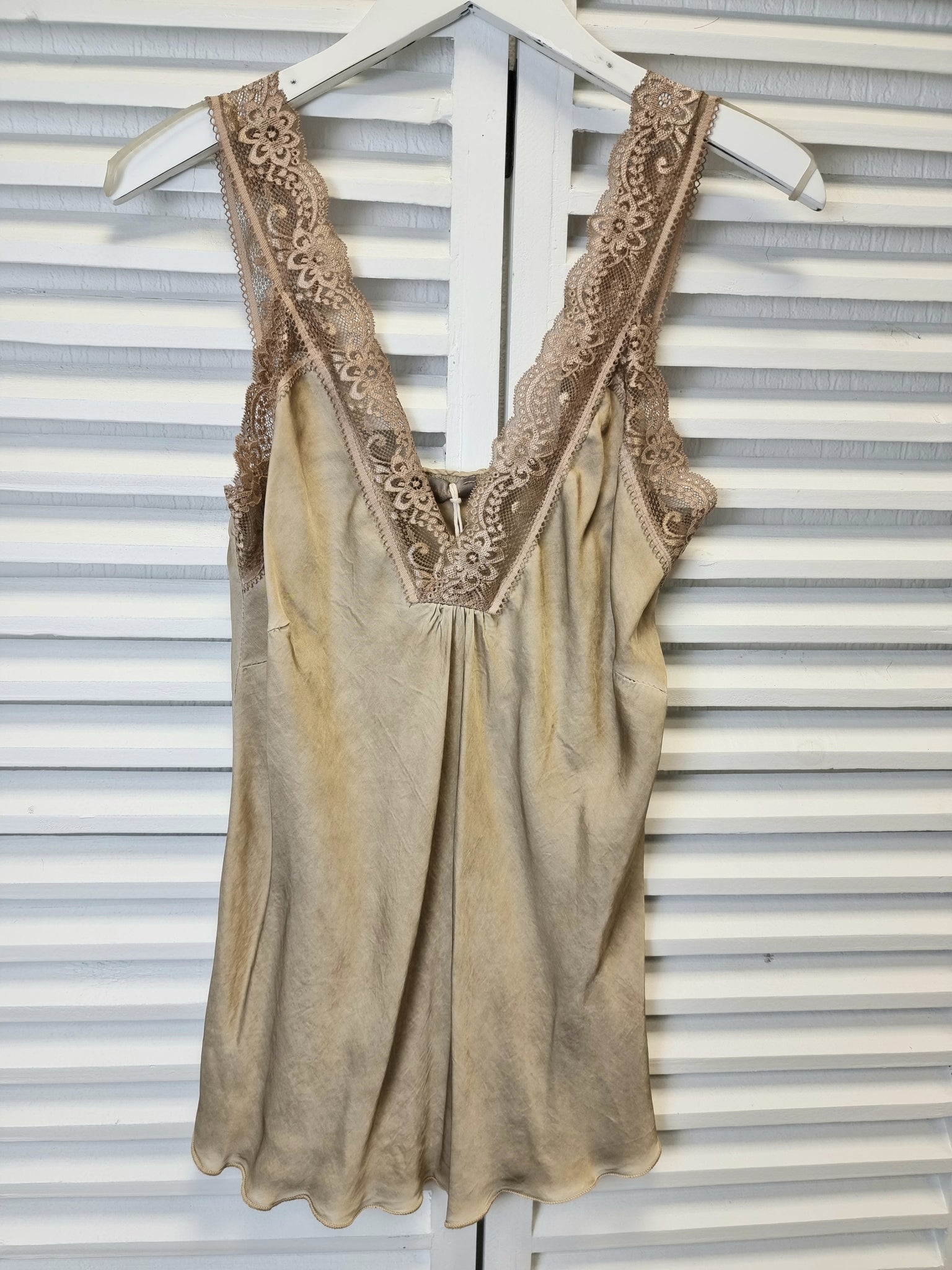Spitzentop in verschiedenen Farben-onesize (36-40)