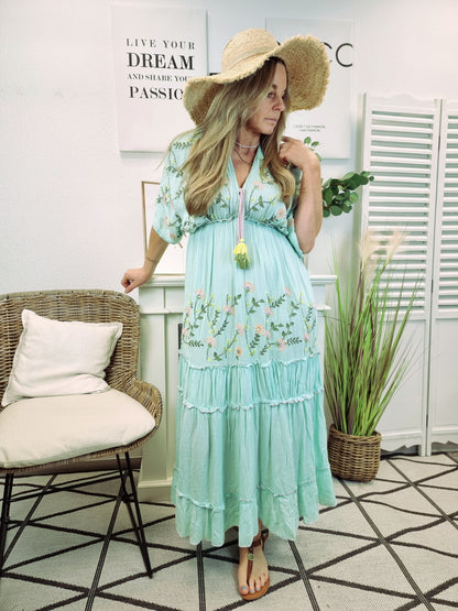 Langes Boho-Kleid mit Stickereien Mintgrün " Monica "