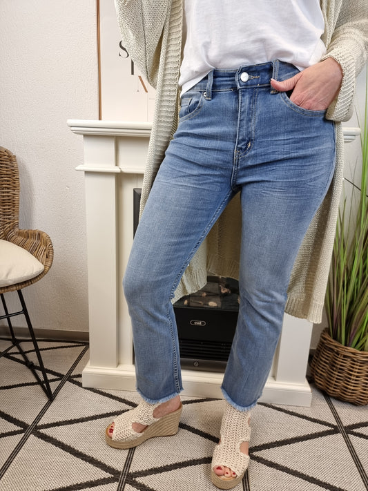 Elegante Jeans Bootcut mit ausgefranstem Bein Zac&Zoe B3312 nur noch XL und XXL vorrätig