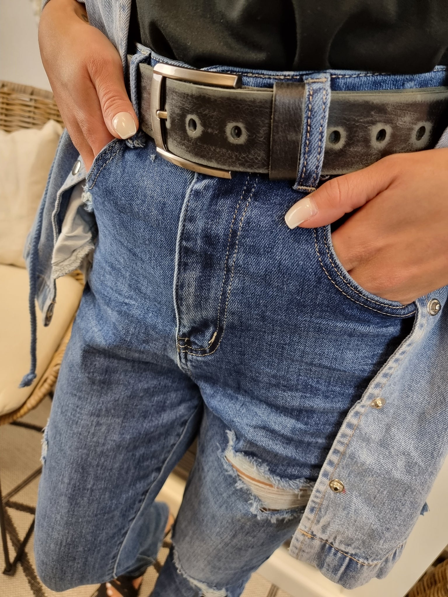 Destroyed Jeans mit geradem Bein Mozzaar C15200